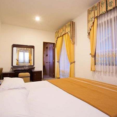 วิลลา เยอร์บีรา 2 เลมบัง Hotel Parongpong ภายนอก รูปภาพ